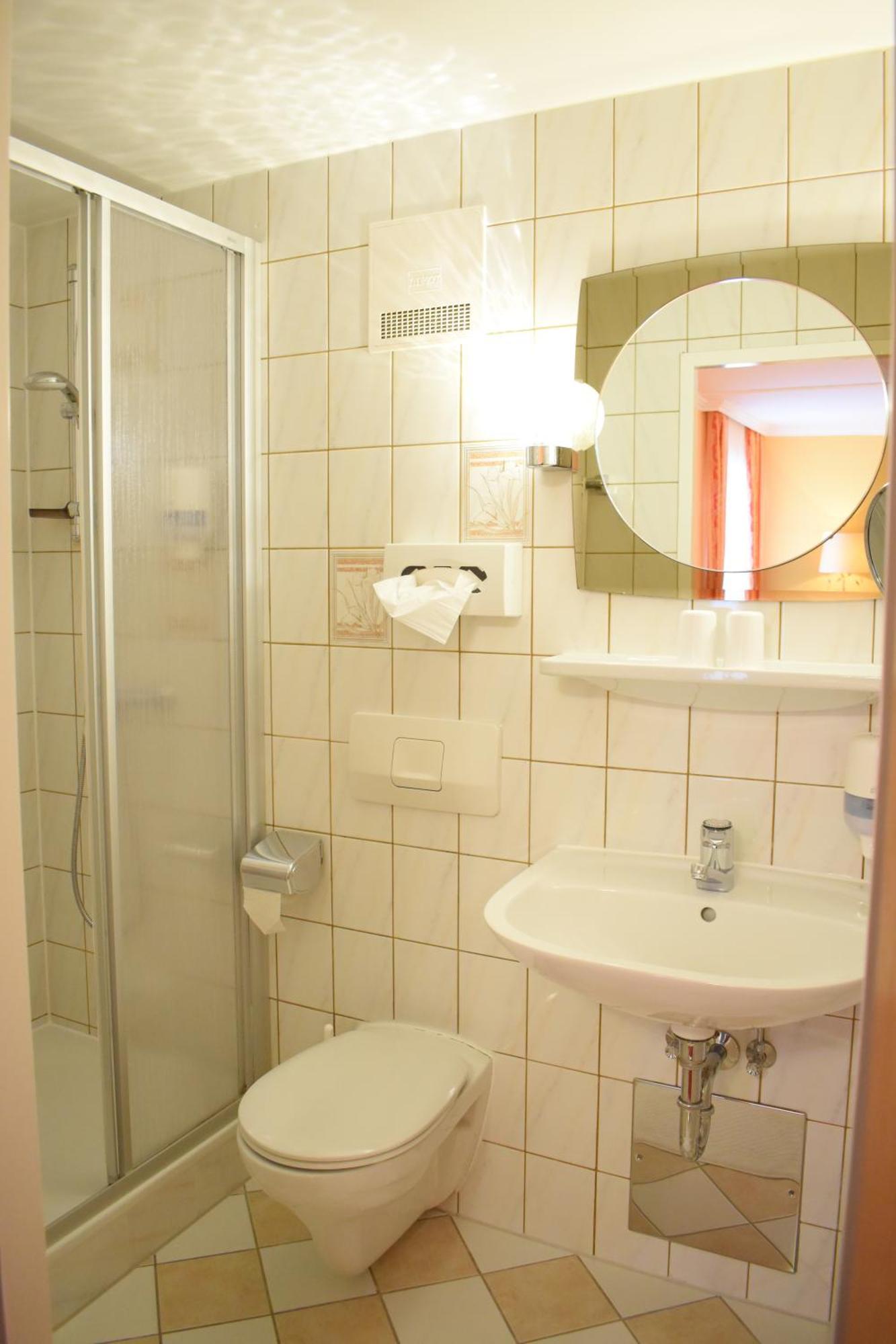 Gartenhotel Kloepferkeller Eibiswald Екстер'єр фото