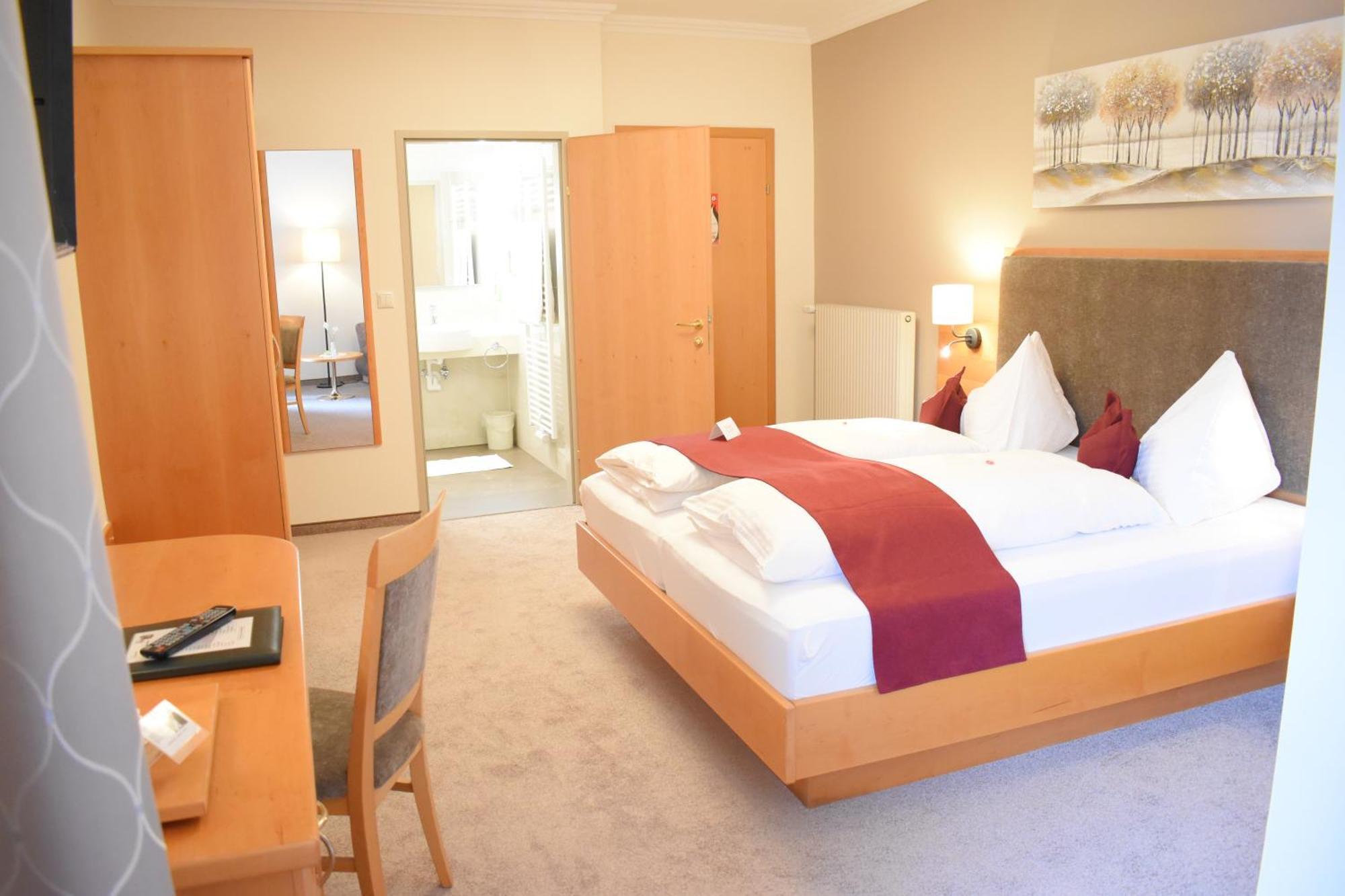 Gartenhotel Kloepferkeller Eibiswald Екстер'єр фото